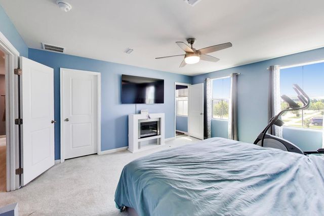 460 E Meadowdale Circle, Hampshire, IL 60140