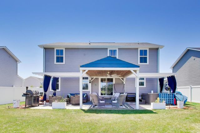 460 E Meadowdale Circle, Hampshire, IL 60140