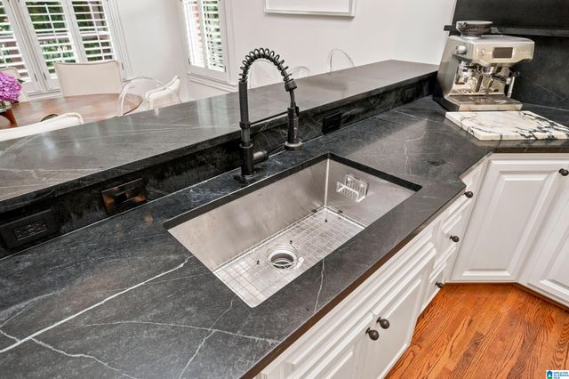 3904 BUTLER SPRINGS WAY, Hoover, AL 35226