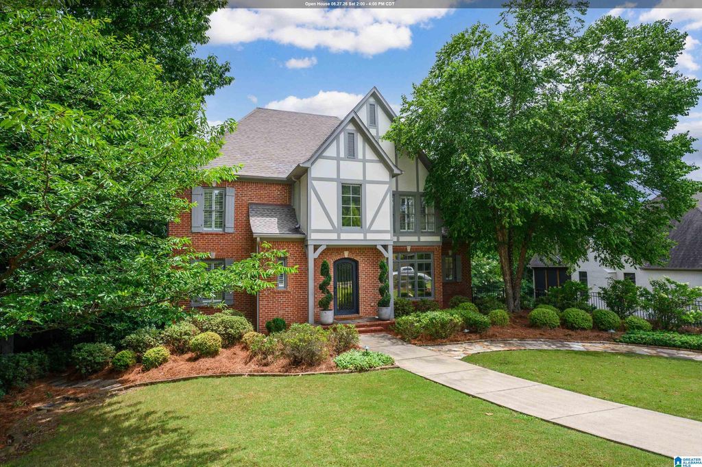 3904 BUTLER SPRINGS WAY, Hoover, AL 35226