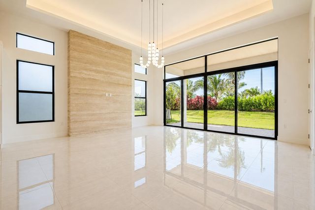 9597 Regal Palm Court, Boca Raton, FL 33434