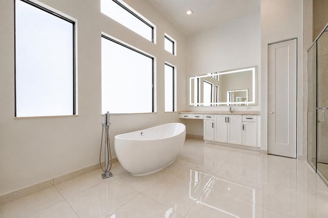 9597 Regal Palm Court, Boca Raton, FL 33434