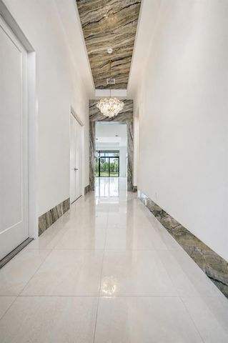 9597 Regal Palm Court, Boca Raton, FL 33434