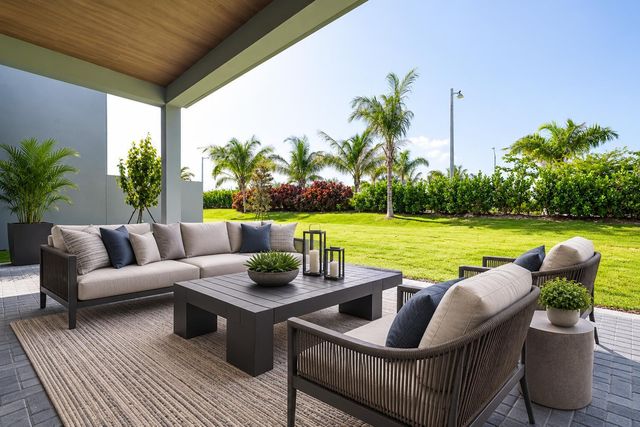9597 Regal Palm Court, Boca Raton, FL 33434