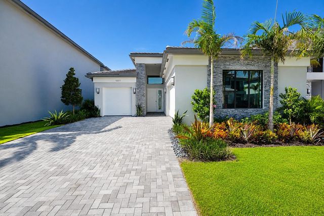 9597 Regal Palm Court, Boca Raton, FL 33434
