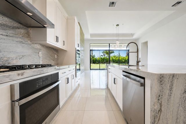 9597 Regal Palm Court, Boca Raton, FL 33434