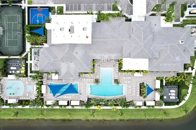 9597 Regal Palm Court, Boca Raton, FL 33434