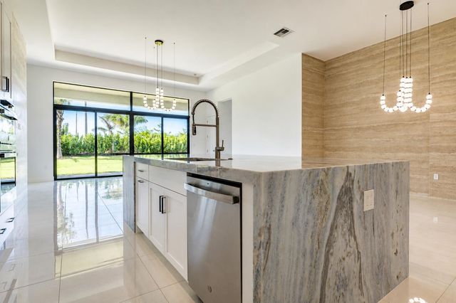 9597 Regal Palm Court, Boca Raton, FL 33434