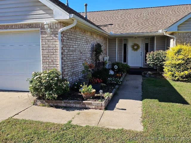 11016 N 160th East East Avenue, Owasso, OK 74055