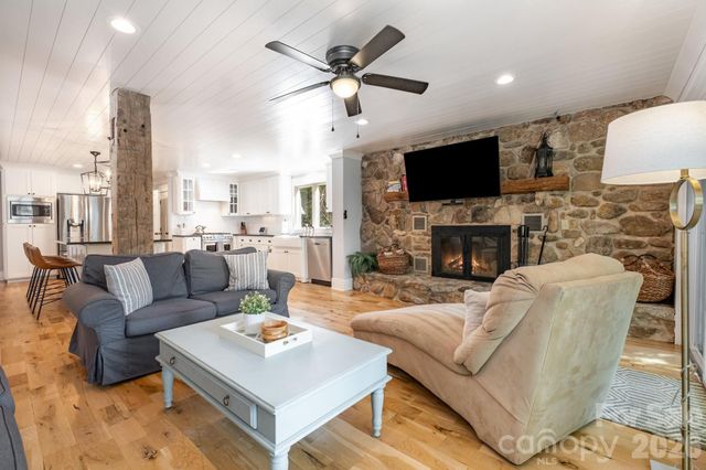 118 Waterfowl Lane, Mooresville, NC 28117