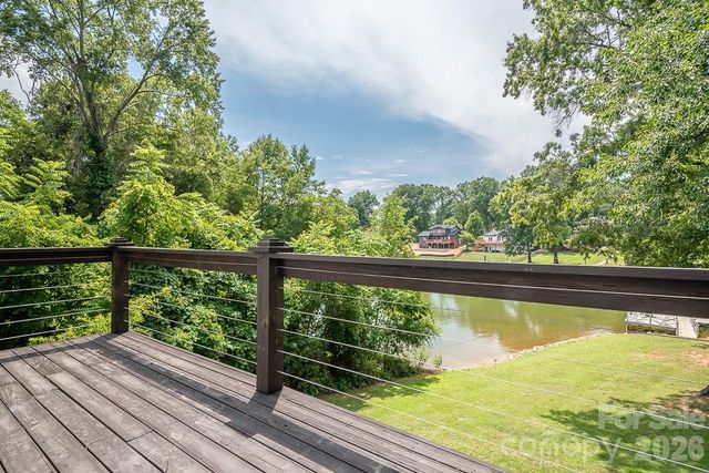 118 Waterfowl Lane, Mooresville, NC 28117