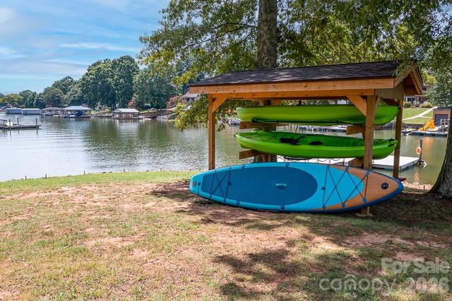 118 Waterfowl Lane, Mooresville, NC 28117