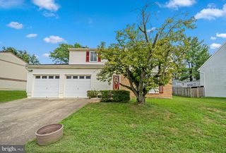 4005 PICKSTONE DR, Fairfax, VA 22032