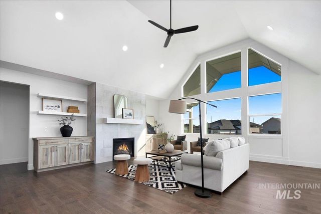 7125 E Osprey Estates Drive, Nampa, ID 83686