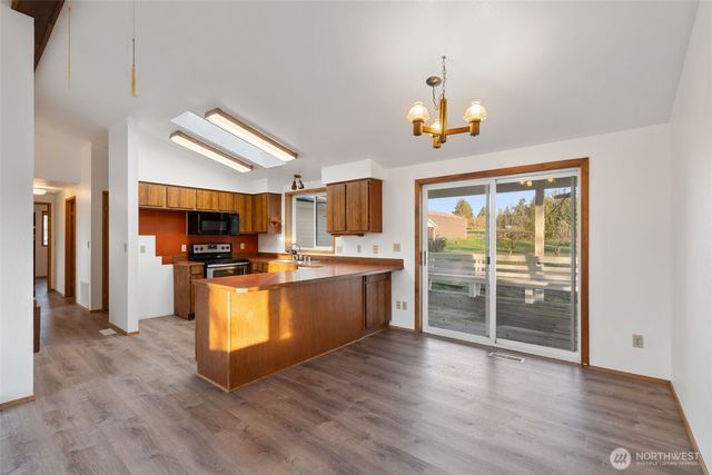 568 A Cemetery Road, Winlock, WA 98596