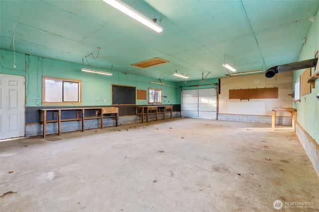 568 A Cemetery Road, Winlock, WA 98596