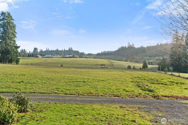 568 A Cemetery Road, Winlock, WA 98596