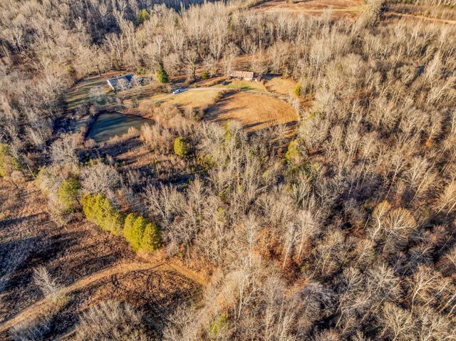 1613 Harpeth Xing, Ashland City, TN 37015