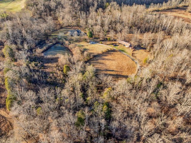 1613 Harpeth Xing, Ashland City, TN 37015