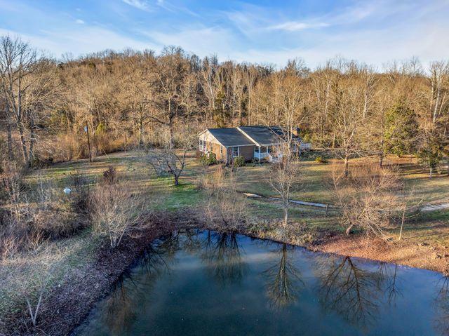 1613 Harpeth Xing, Ashland City, TN 37015