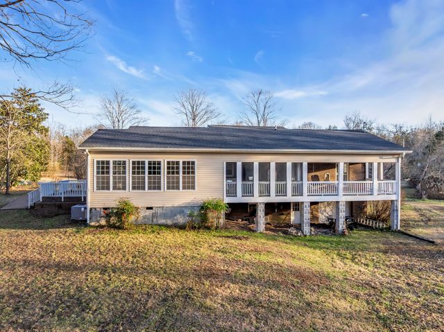 1613 Harpeth Xing, Ashland City, TN 37015