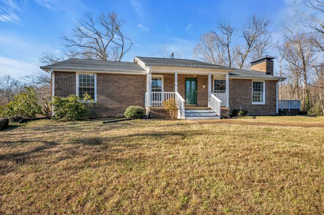 1613 Harpeth Xing, Ashland City, TN 37015