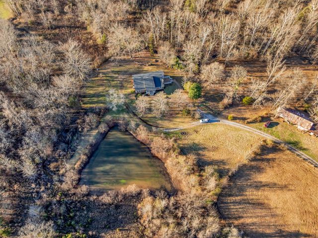 1613 Harpeth Xing, Ashland City, TN 37015