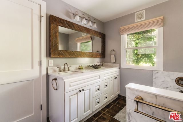 1514 Willow Drive, Topanga (los Angeles), CA 90290