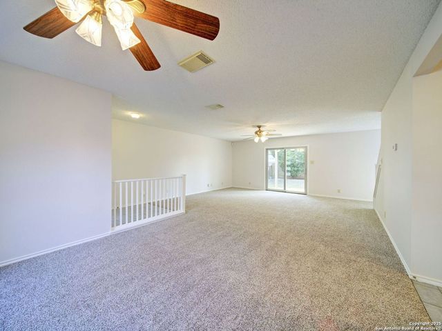8414 Park Olympia, Universal City, TX 78148