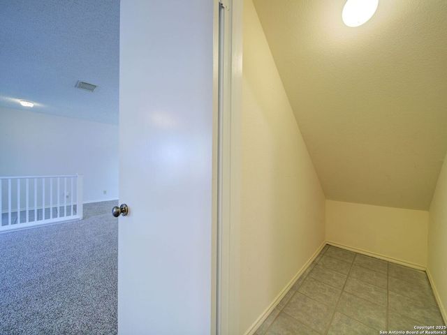 8414 Park Olympia, Universal City, TX 78148