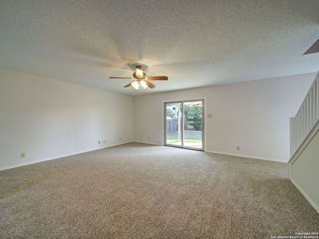 8414 Park Olympia, Universal City, TX 78148