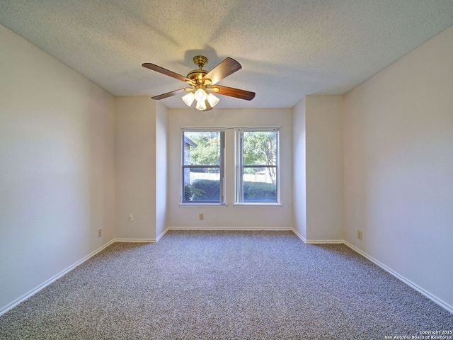 8414 Park Olympia, Universal City, TX 78148
