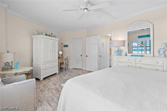 220 Seaview CT 412, Marco Island, FL 34145
