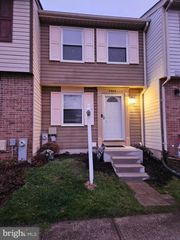 5942 ROWANBERRY DR #18 C, Elkridge, MD 21075