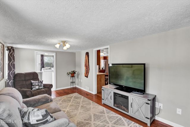 4188 Old Bloomfield Rd, Bardstown, KY 40004