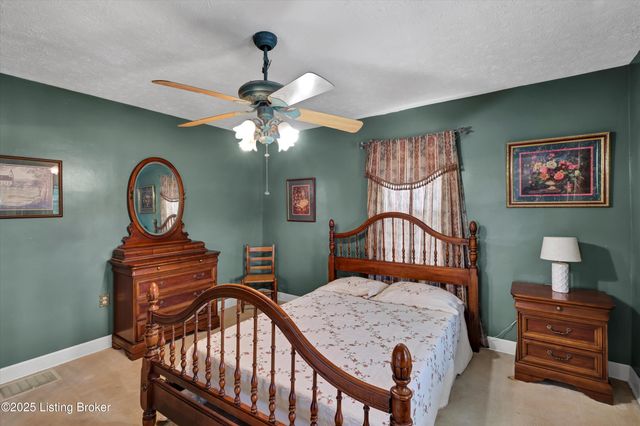 4188 Old Bloomfield Rd, Bardstown, KY 40004