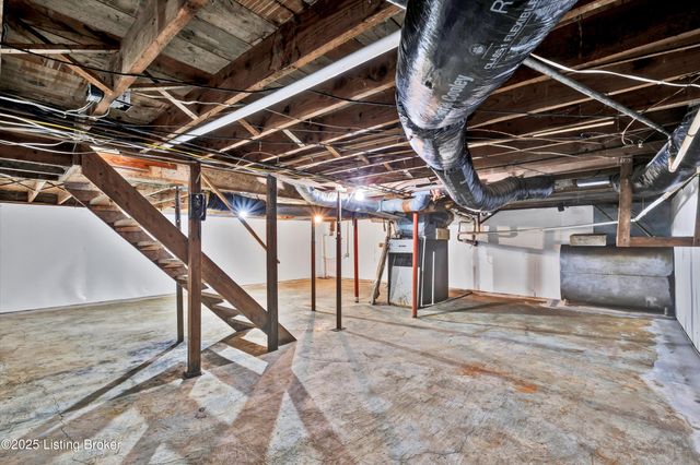 4188 Old Bloomfield Rd, Bardstown, KY 40004