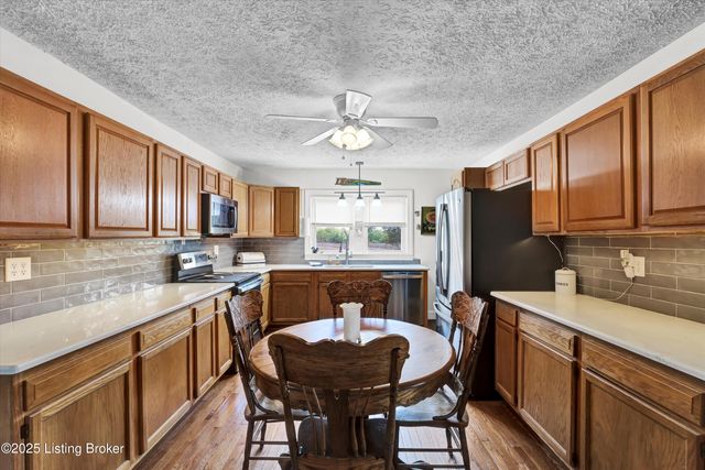 4188 Old Bloomfield Rd, Bardstown, KY 40004