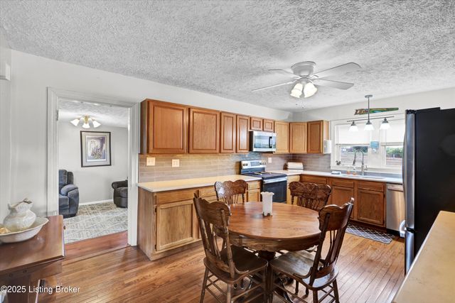 4188 Old Bloomfield Rd, Bardstown, KY 40004