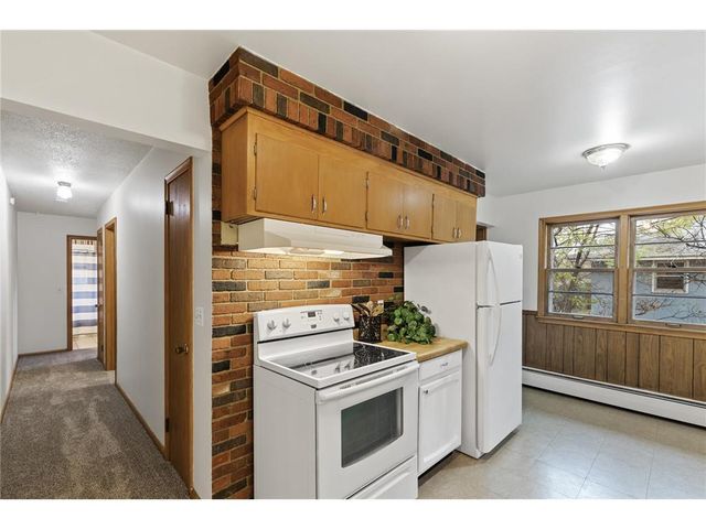 5347 4th Street NE, Fridley, MN 55421