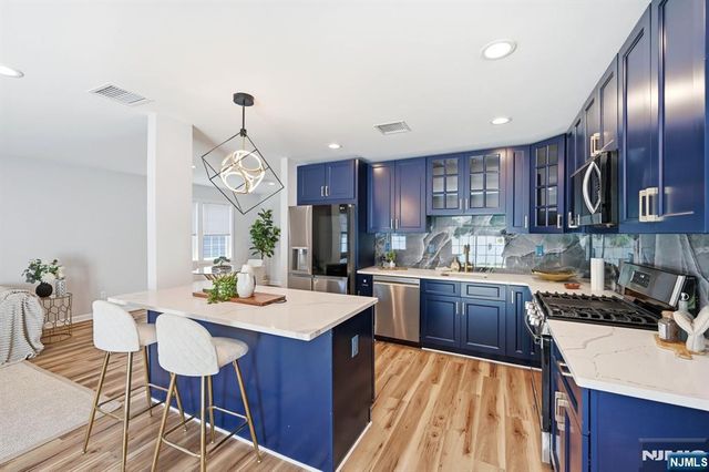 77 Chestnut Street, Lodi, NJ 07644