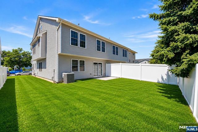 77 Chestnut Street, Lodi, NJ 07644
