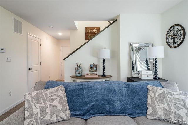 1066 Vardon Meadows Drive, Union, MO 63084