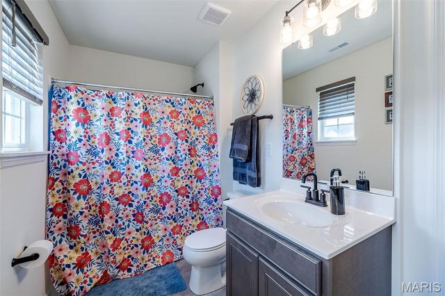 1066 Vardon Meadows Drive, Union, MO 63084