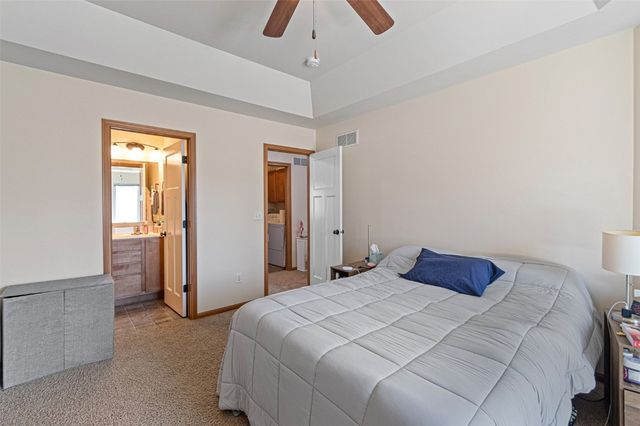 922 Ryan Court, Iowa City, IA 52246