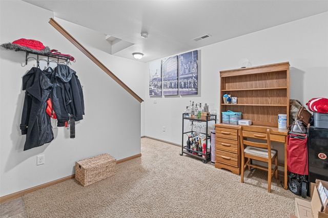 922 Ryan Court, Iowa City, IA 52246