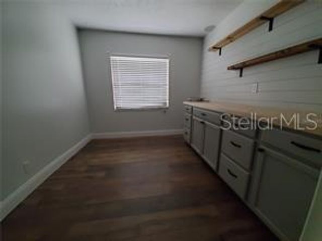 820 CRENSHAW LAKE ROAD, Lutz, FL 33548