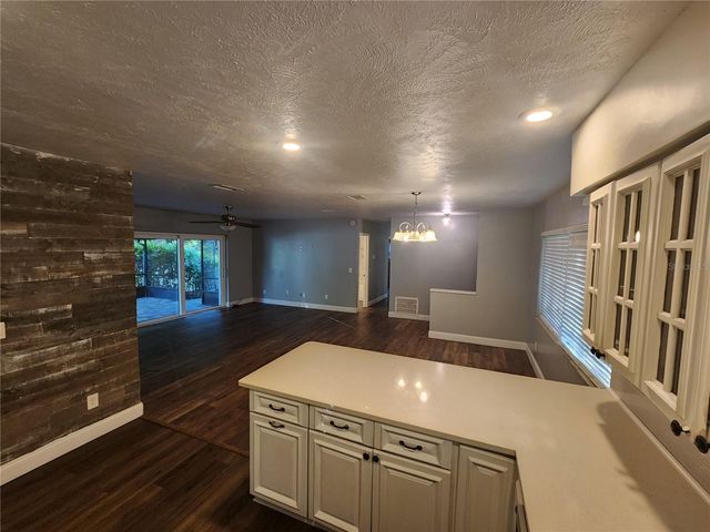 820 CRENSHAW LAKE ROAD, Lutz, FL 33548