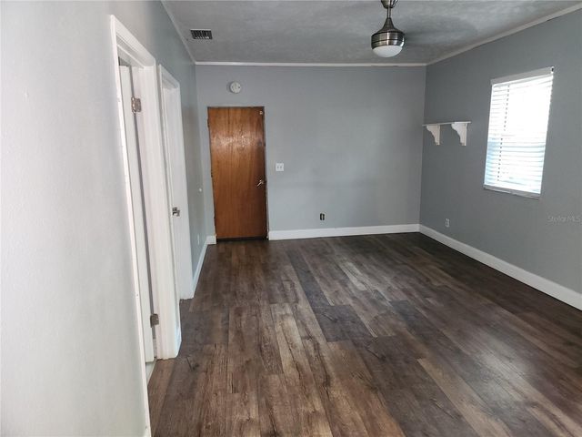 820 CRENSHAW LAKE ROAD, Lutz, FL 33548