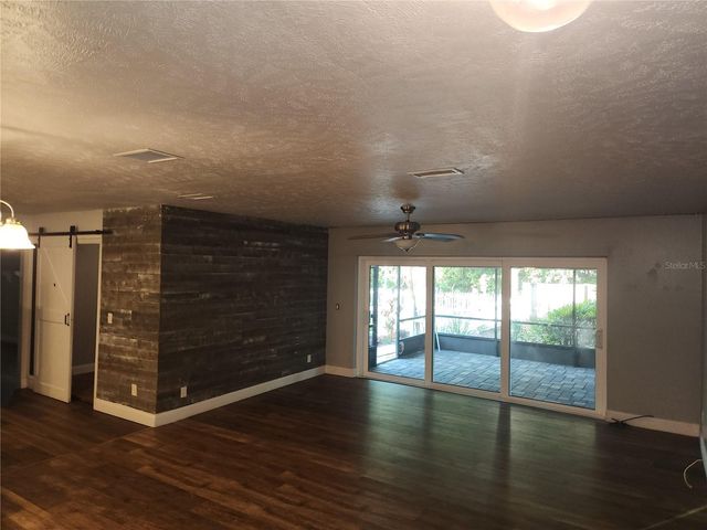 820 CRENSHAW LAKE ROAD, Lutz, FL 33548